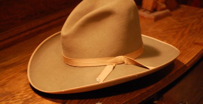 5 astuces pour faire durer vos chapeau cowboy plus longtemps